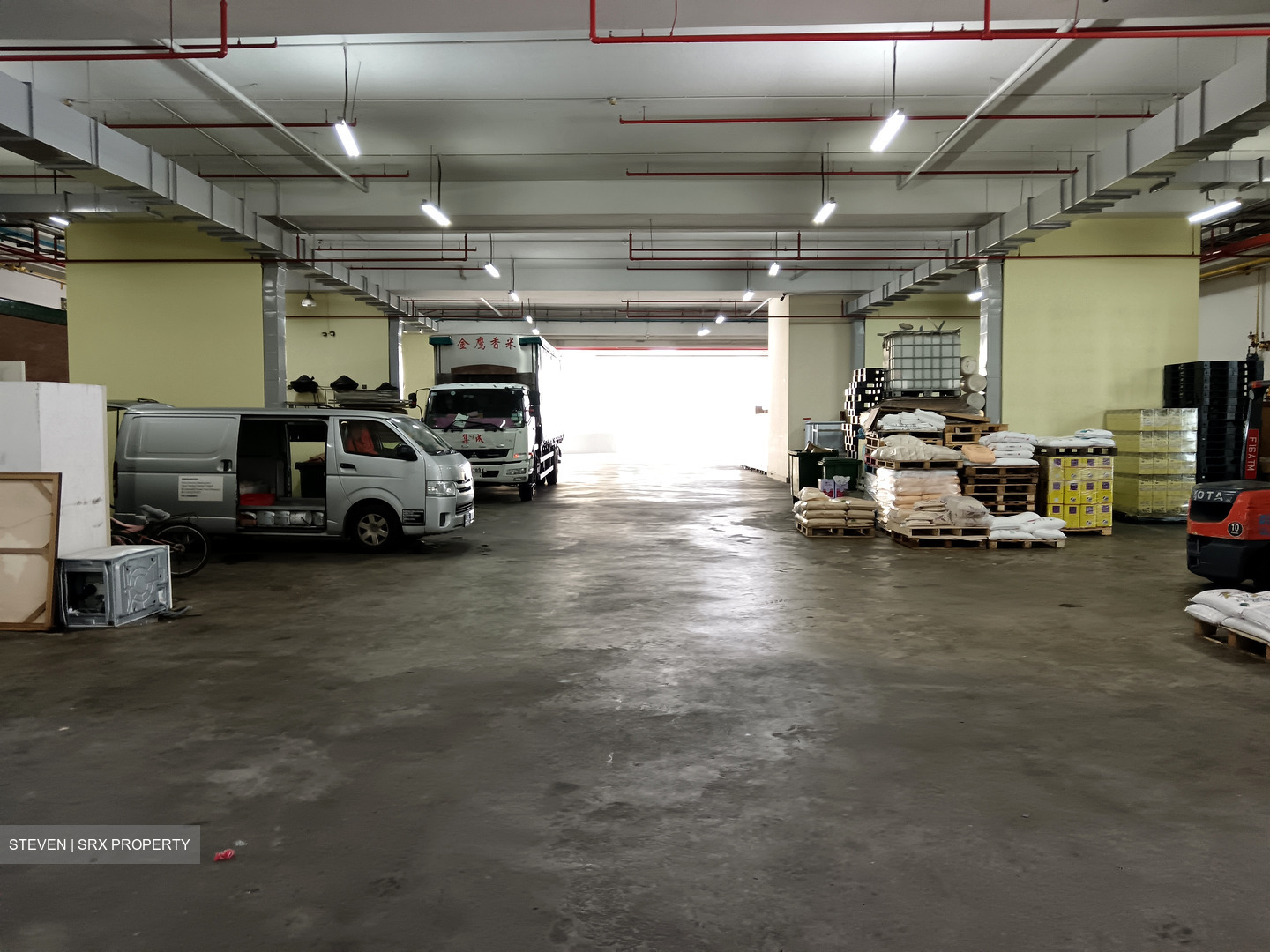 Enterprise Centre (D23), Warehouse #595762941